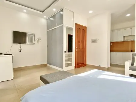 Căn Hộ Ban Công Máy Giặt Riêng_Gần Cầu Thị Nghè_Thảo Cầm Viên Quận 1_Thang Máy_Bãi Xe Rộng