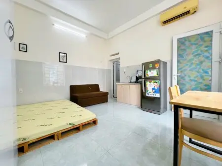 Studio Full Nội Thất - Cửa Sổ Trời - Ngay Vòng Xoay Lăng Cha Cả
