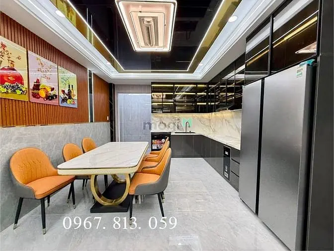 Nhà Sát Bên Ngã Tư Ga, Dt:4X16M, Lửng, 3Lầu, 4Pn, Gara Xe, S.thượng