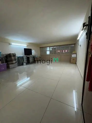 Chung Cư Vũ Huy Tân, P3, Bt: 2P Ngủ, Ntcb, 9Tr/Th
