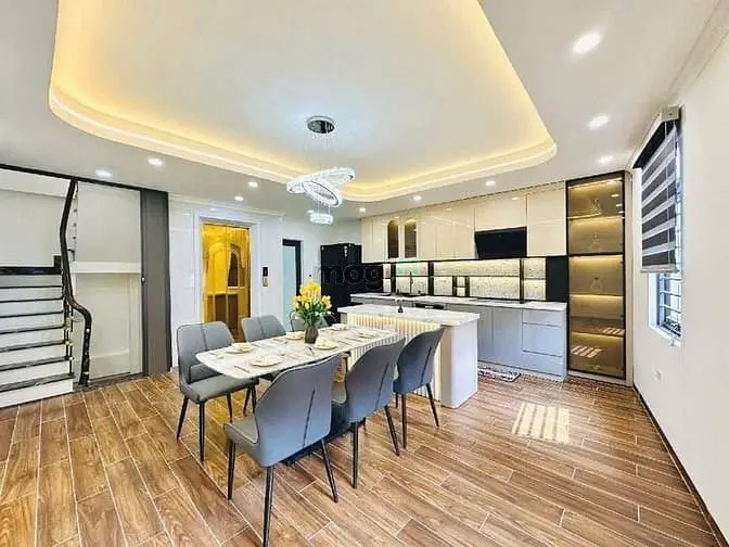 6063076 ảnh đại diện 1