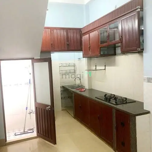 Nhà Mới Trống, (5.3X12M 2L 4Pn 3Wc), 730/2A Hồng Bàng_P.1_Q.11