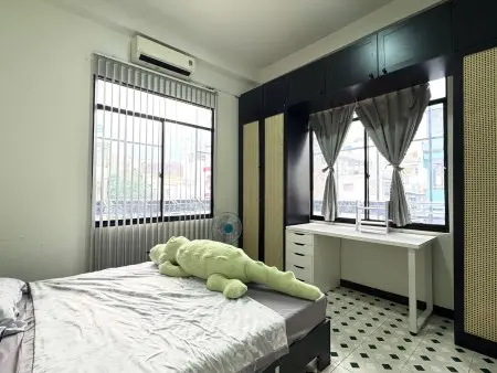 Cho Thuê Căn Hộ Nguyễn Thiện Thuật, Quận 3 – Ban Công Thoáng, Full Nội Thất - Gần Chợ Bàn Cờ