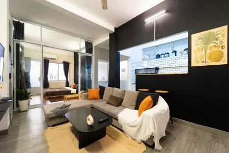 Cho Thuê Căn Hộ Full Nt Đẹp. Tiện Nghi. Cc Cống Quỳnh Q1. 2Pn Pk Ban Công. Giá 15Tr