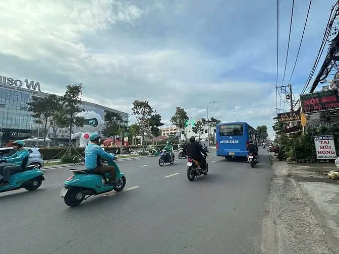 Bán Đất Tặng Nhà Hẻm 331 Phan Huy Ích View Góc 85M2 Ngang 5M Chỉ 8.5Tỷ