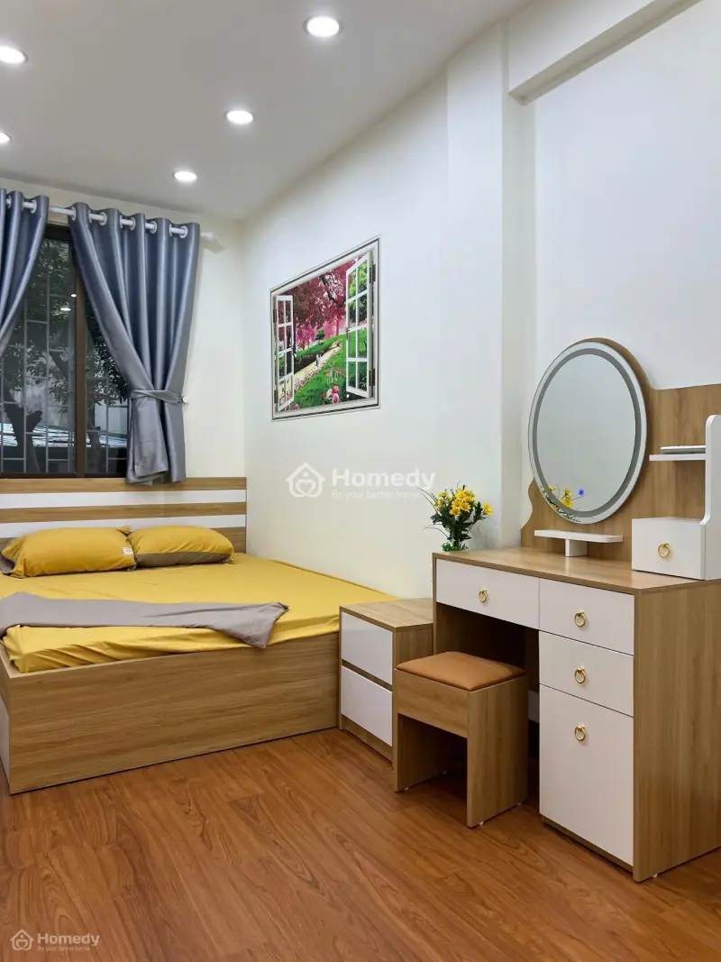 Nhà Tập Thể Ngõ Ô Tô Cách Phố 20M, Diện Tích 40M2 ,Tầng 2 Giá 3.95 Tỷ