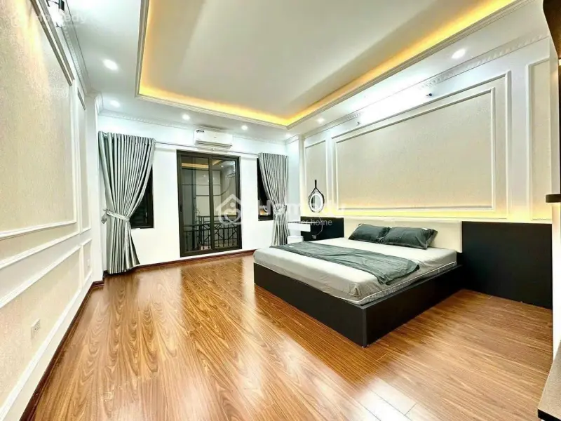 Kim Mã, Ba Đình. Phân Lô_ Ô Tô Đỗ Cổng_6 Tầng, Hai Thoáng Trước Sau. Dt: 45M. Giá 11 Tỷ