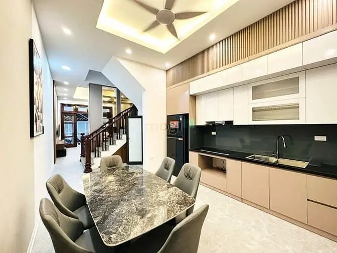 Bán Nhà Trường Chinh - Nguyễn Lân , Dt 56M2 , Giá Nhỉnh 11Ỷ , Ô Tô Đỗ