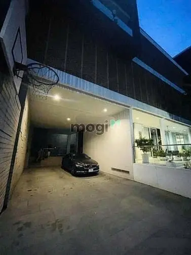 Siêu Biệt Thự 5 Tầng Đối Diện Công Viên Khu Đệ Nhất Hoàng Việt 750M2