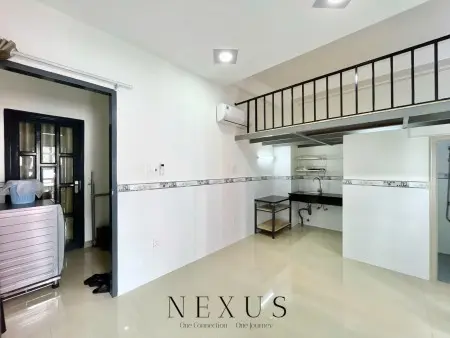 Duplex Ban Công, Full Nội Thất - Ngay Hẻm 496 Dương Quảng Hàm