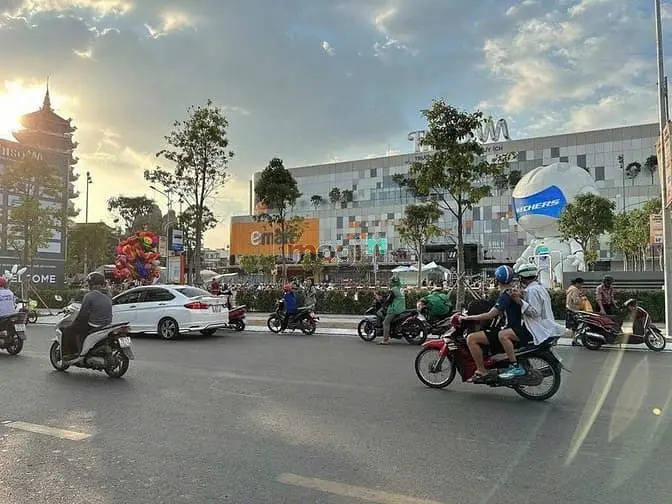 Bán Đất Tặng Nhà Hẻm 331 Phan Huy Ích View Góc 85M2 Ngang 5M Chỉ 8.5Tỷ