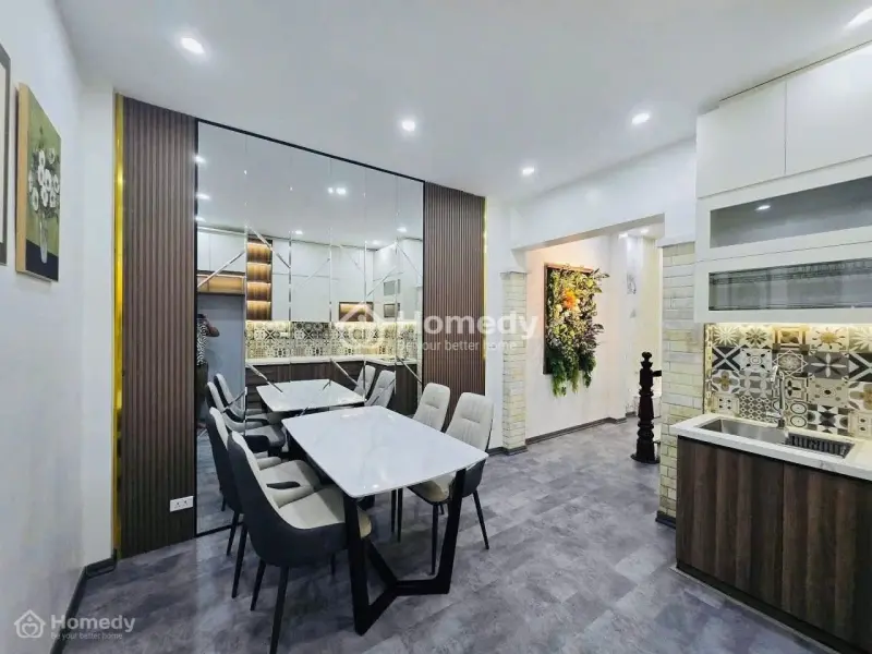 Nhà Đẹp Phân Lô: Hoàng Văn Thái 40M👉4 Ngủ, Ô Tô Đỗ Cửa, Giá Tốt