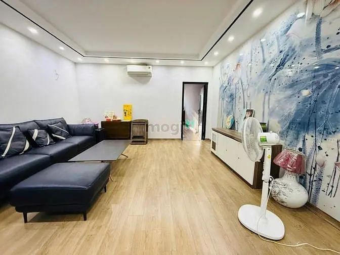 Chủ Nhà Nhờ Bán Nhà Phố Hoàng Văn Thái - Diện Tích 100M2 Xây 8 Tầng