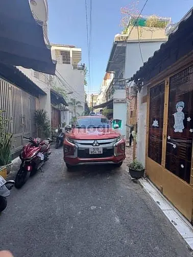 Cần Bán Nhà Quận Tân Phú - 5 Tỷ 950 Triệu