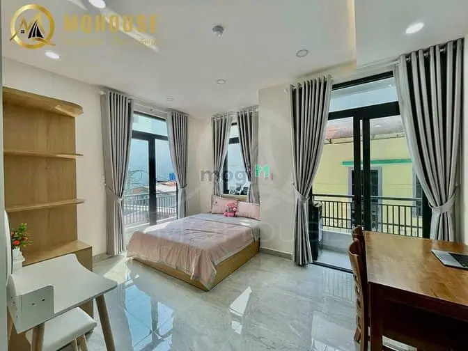 Căn Hộ Ban Công Gần Sân Bay Tân Sơn Nhất - Ga T3 Full Nội Thất