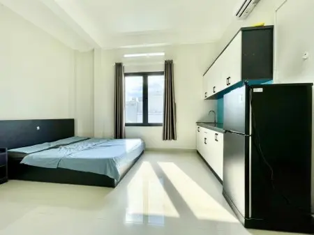 Cho Thuê Phòng Full Nội Thất 35M2, Cửa Sổ Lớn Ngay Tại Chu Văn An Gần Ngã Tư Hàng Xanh