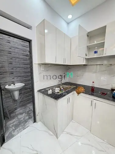Chỉ 2.65 Tỷ – Nhà 2 Tầng Hẻm Thông Chiến Lược – 24M² – 2Pn – Sổ Riêng