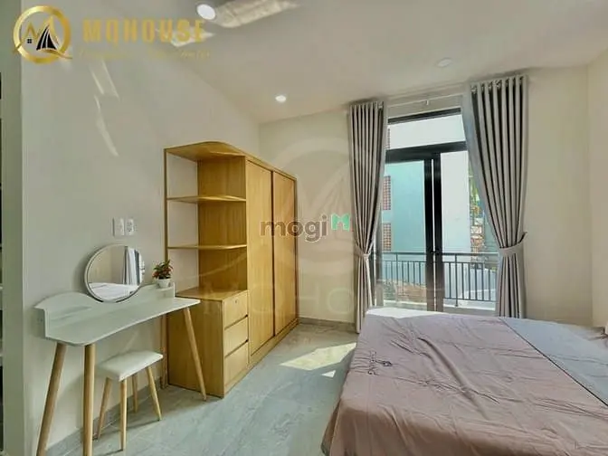 Căn Hộ Ban Công Gần Sân Bay Tân Sơn Nhất - Ga T3 Full Nội Thất