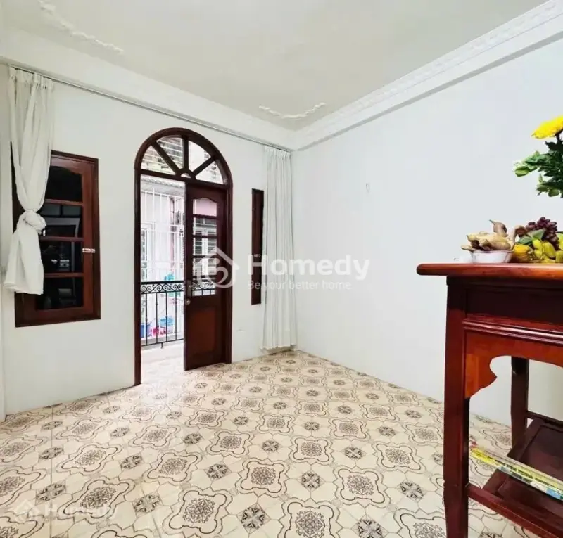 Bán Gấp Nhà Cầu Giấy, 52M2 Ngõ Ô Tô, Phân Lô Ô Tô, Giá Thiện Chí, Giá 290 Tr Vnd/M2