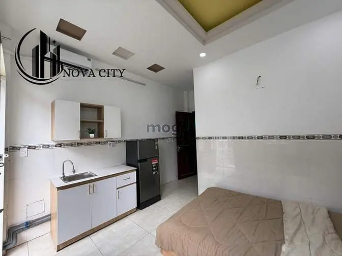 Cho Thuê Căn Hộ Full Nội Thất, Có Ban Công Đường Bùi Minh Trực, Quận 8
