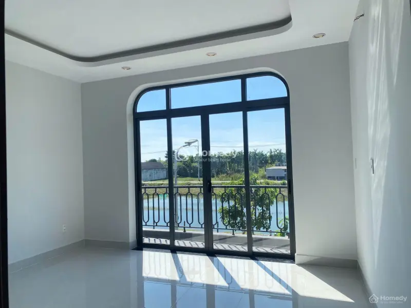 Nhà Mới Xây, 3Pn Diện Tích 260M2 Tại X. Tân Phú Trung, Củ Chi. Shr, Dân Cư Đông Đúc, Giá 3 Tỷ 5X