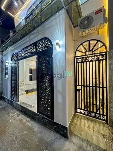 6064184 ảnh đại diện 1