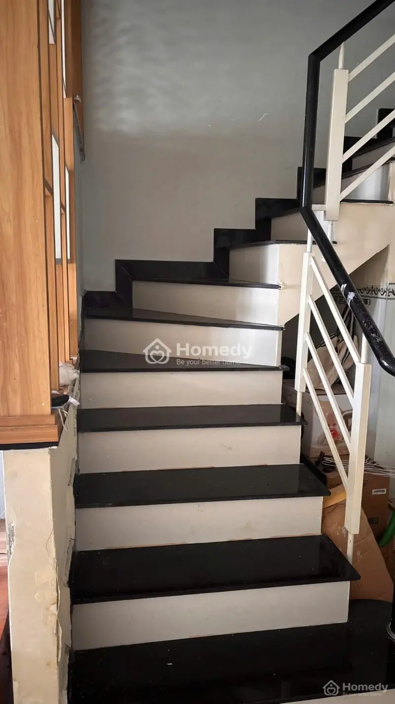 Bán Nhà Lầu - Chính Chủ Kdc Giáp Cầu Lớn Hóc Môn