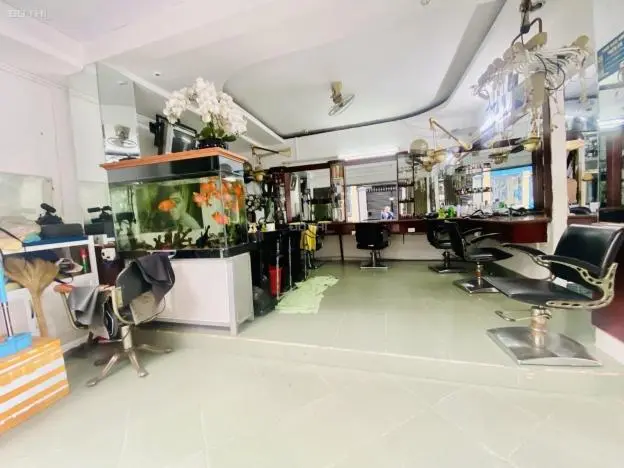 Hẻm Xe Hơi Kinh Doanh Tiện Xây • Chỉnh Nhẹ