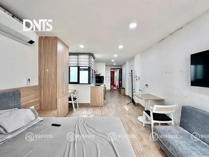 Cho Thuê Căn Hộ Cao Cấp 65M2, Ban Công, Thang Máy, Gần Chợ Bến Thành