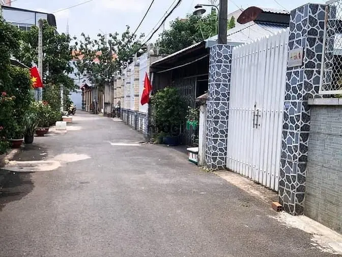 🆘Chính Chủ Gửi Bán Đất 5 X 20M,Thị Trấn Hóc Môn Gần Chợ Bệnh Viện .