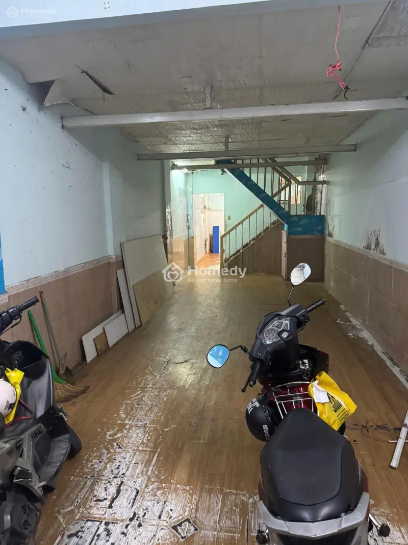 Nhà Mặt Tiền Đường, 70M2, 1 Trệt 1 Lửng, Đường Bến Bình Đông