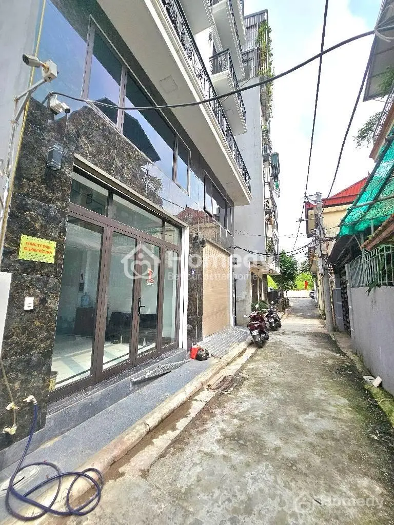 Việt Hưng Long Biên - Ô Tô Đỗ Cổng - 3 Bước Ra Oto Tải Tránh Nhau - 31 M² - 6.5 Tỷ (Gia Lộc)