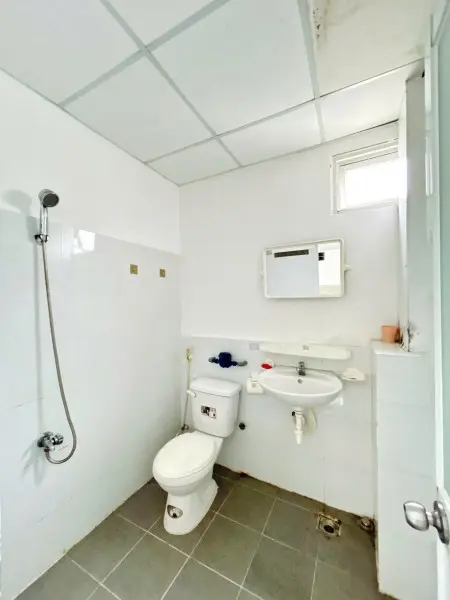 Căn Hộ Dịch Vụ Cực Kỳ Rộng Giá Siêu Rẻ Ngay Chân Cầu Bình Lợi