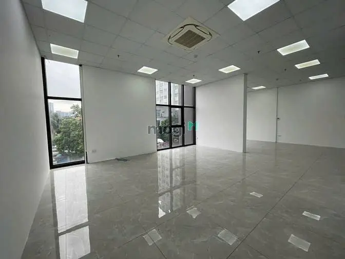 Cho Thuê Nhà Mặt Phố Lạc Long Quân 80M2 6 Tầng Mặt Tiền 7M