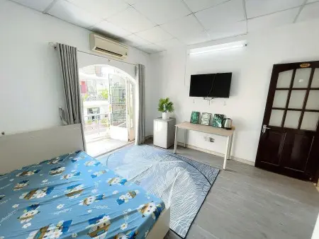 Phòng Đẹp Full Nội Thất - Ban Công Kế Ueh Siêu Thị Satra 3/2