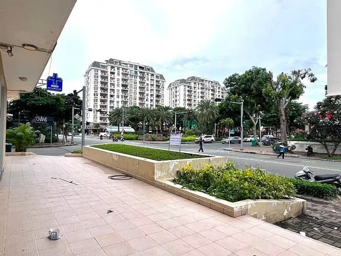 Shop Khu Cảnh Viên 2 Giá 50 Triệu/Tháng, Đường Số 17, Phú Mỹ Hưng