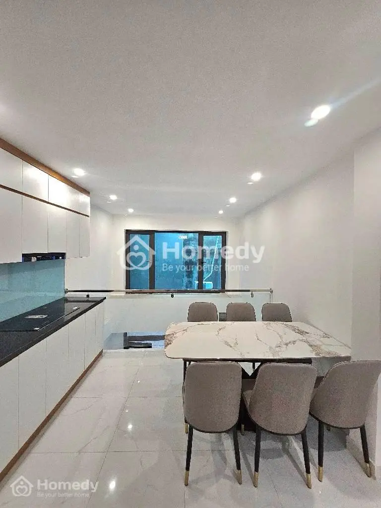 Việt Hưng Long Biên - Ô Tô Đỗ Cổng - 3 Bước Ra Oto Tải Tránh Nhau - 31 M² - 6.5 Tỷ (Gia Lộc)