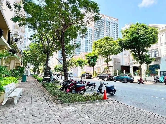 Shop 67M2 Chung Cư Cảnh Viên 2, Phú Mỹ Hưng Quận 7 Giá Chỉ 32 Tr/Tháng