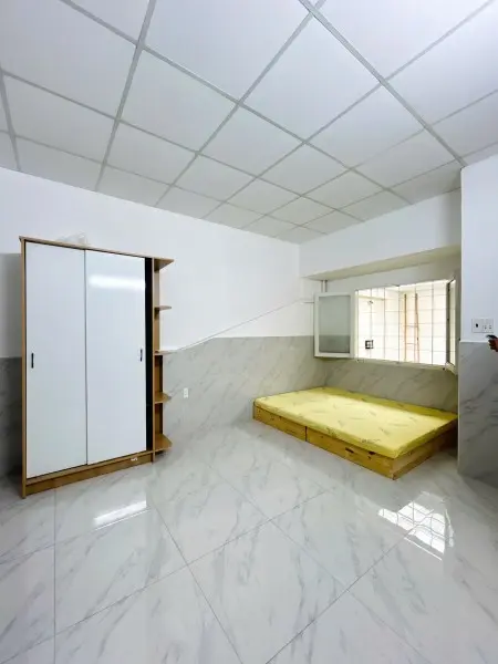 Căn Hộ Dịch Vụ Cực Kỳ Rộng Giá Siêu Rẻ Ngay Chân Cầu Bình Lợi