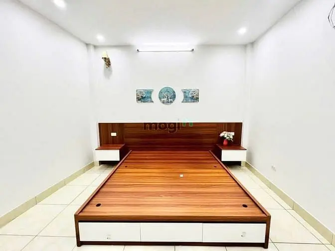 Bán Nhà Hà Đông 3 Bước Ra Chợ Hđ 13.5Tỷ, 42M2, Ô Tô Vào Nhà, 2 Thoáng