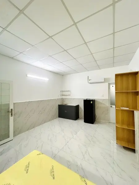 Căn Hộ Dịch Vụ Cực Kỳ Rộng Giá Siêu Rẻ Ngay Chân Cầu Bình Lợi