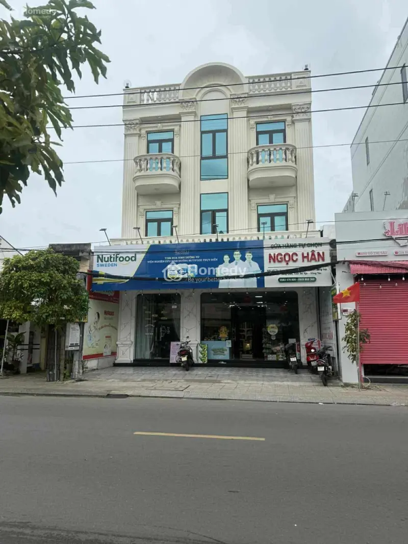 6064598 ảnh đại diện 1