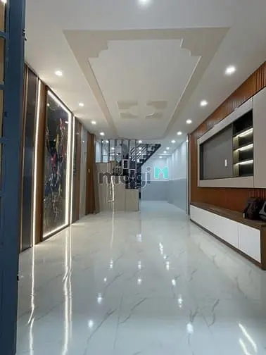Giá Chỉ 3,949Tỷ Dt 56M2 (3.5 X 16)Nhà Mới Ở Liền Hxh 0 Qh 0 Lộ Giới