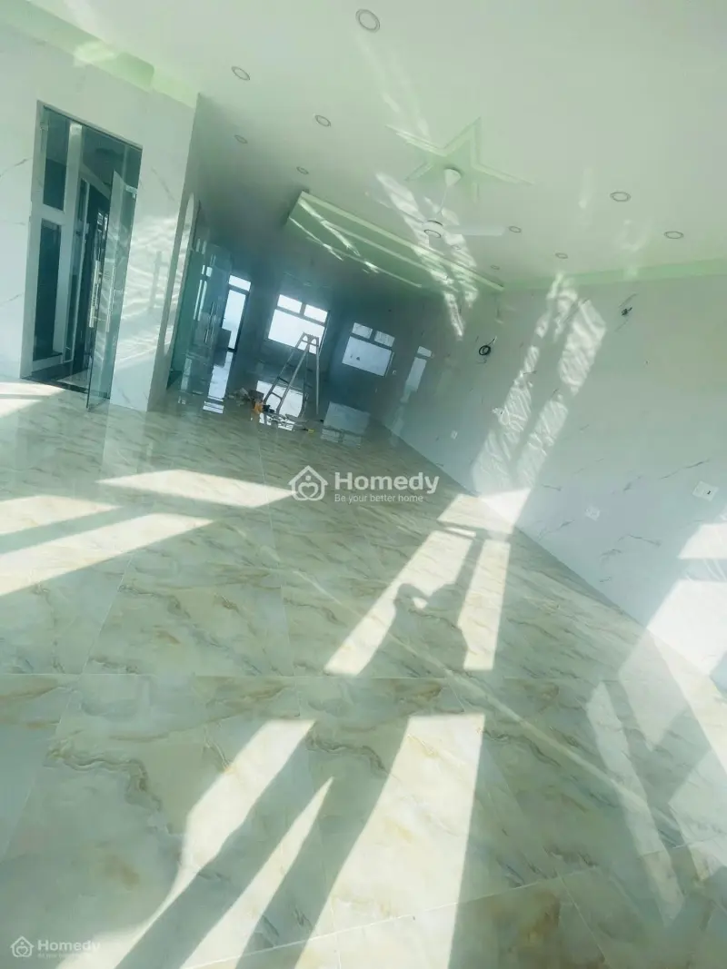 Nhà Mặt Tiền Dài 9M *15M , Mới Xây, Có Thang Máy , Cần Cho Thuê .