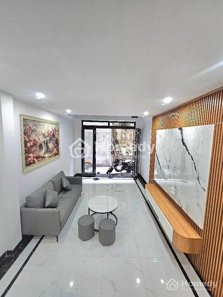 Việt Hưng Long Biên - Ô Tô Đỗ Cổng - 3 Bước Ra Oto Tải Tránh Nhau - 31 M² - 6.5 Tỷ (Gia Lộc)