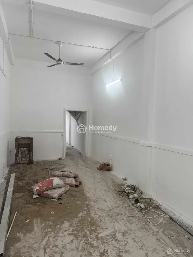 Nhà Mặt Tiền Đường, 70M2, 6 Phòng, Đường Bến Bình Đông