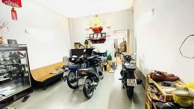Bán Nhà Sát Mặt Tiền Trần Nguyên Đán Phường Tân Định, 4X18M Cn 70M2
