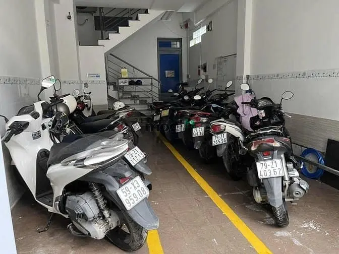 Bán Nhà Chdv - 5 Tầng - Dòng Tiền - Mặt Tiền Đường - Linh Tây Thủ Đức
