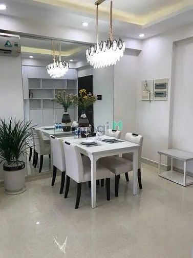 6064622 ảnh đại diện 1