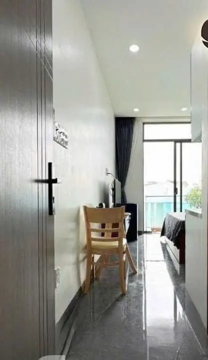 Phòng Studio Ban Công Siêu Đẹp. Vị Trí: Ngay Hoàng Sa – Trường Sa, Di Chuyển Tb, Q3, Pn Dễ Dàng